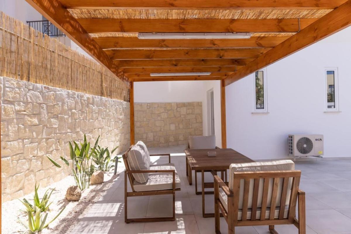 Apartment Bali-style One Bedroom At Lighthouse *